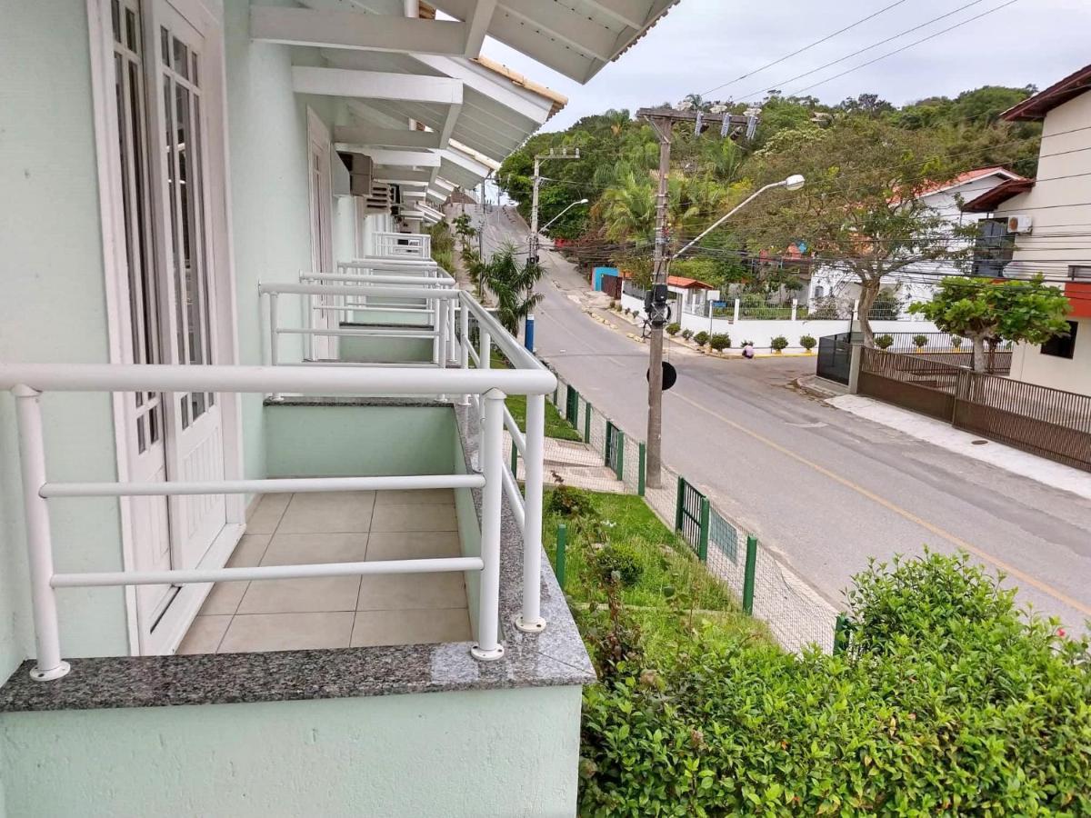 Ap 1 Dorm - Res Ilha Das Gales - Ate 4 Pessoas Apartment บอมบินญัส ภายนอก รูปภาพ