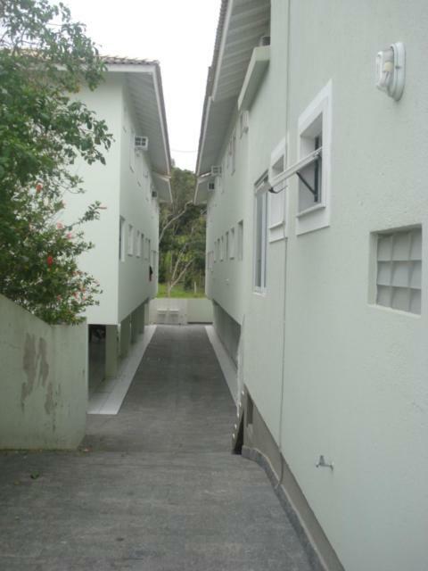 Ap 1 Dorm - Res Ilha Das Gales - Ate 4 Pessoas Apartment บอมบินญัส ภายนอก รูปภาพ